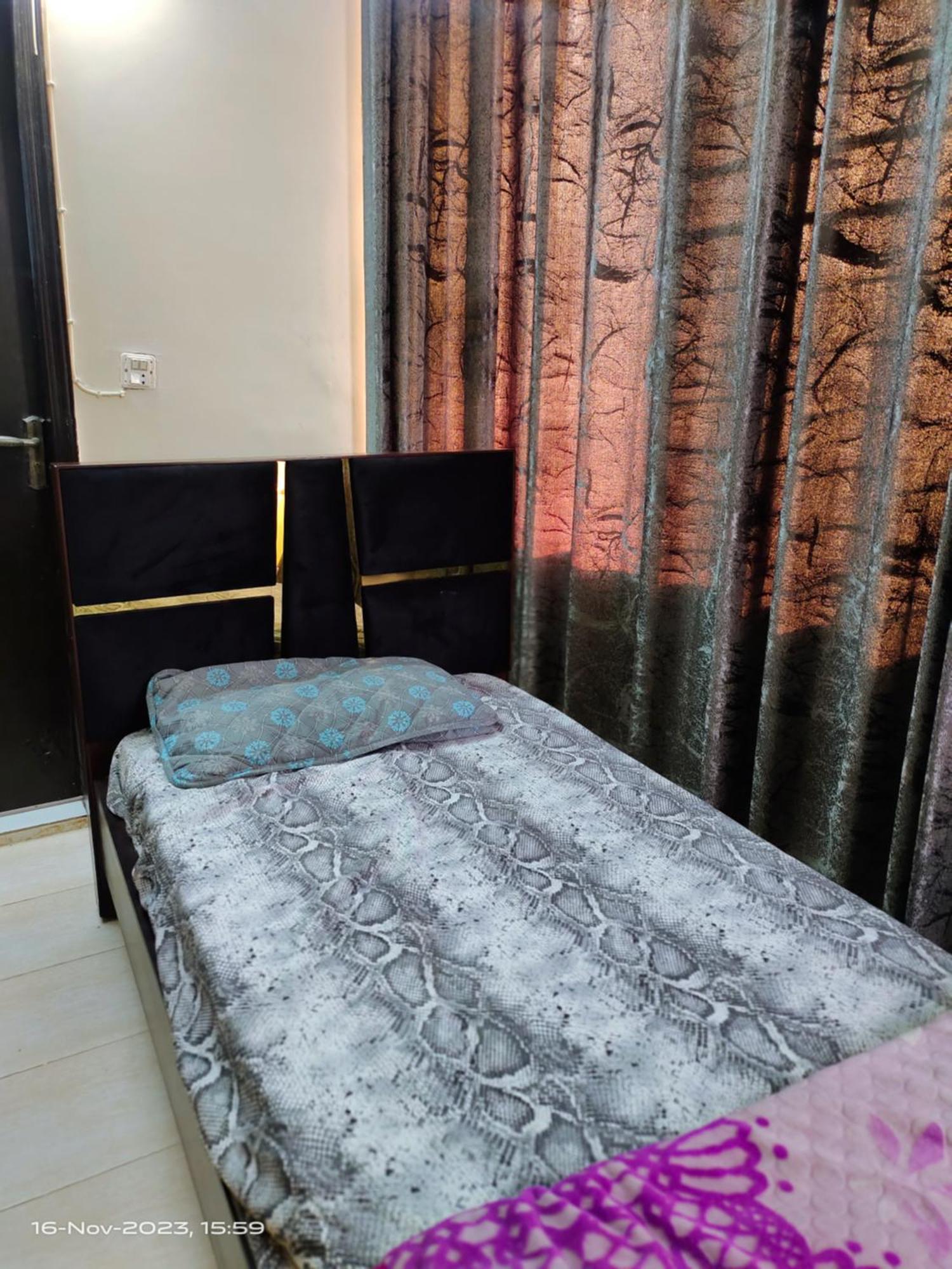 2&3 Bedroom Independent House Valencia Town Lahore Extérieur photo